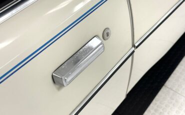 Chrysler-New-yorker-1976-Spinnaker-White-Blue-12