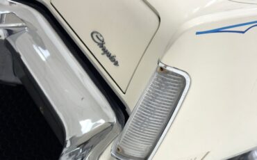 Chrysler-New-yorker-1976-Spinnaker-White-Blue-22