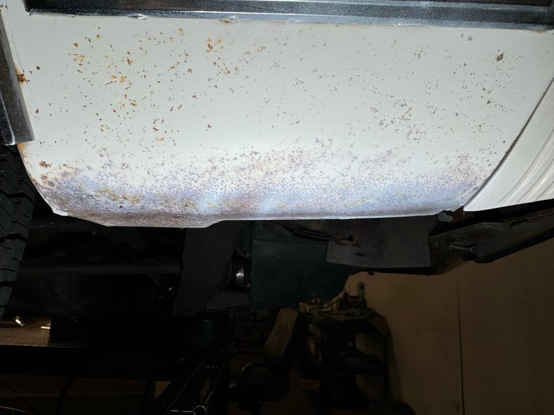 Chrysler-New-yorker-1976-Spinnaker-White-Blue-32