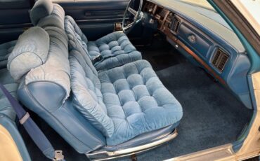 Chrysler-New-yorker-1976-Spinnaker-White-Blue-4