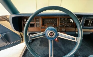 Chrysler-New-yorker-1976-Spinnaker-White-Blue-6