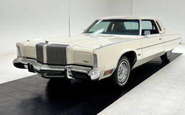Chrysler-New-yorker-1976-Spinnaker-White-Blue-9