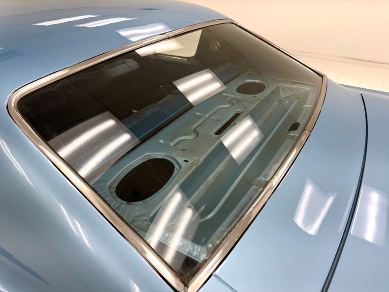 Chrysler-Newport-1968-Sky-Blue-Metallic-Light-Blue-1