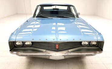 Chrysler-Newport-1968-Sky-Blue-Metallic-Light-Blue-10