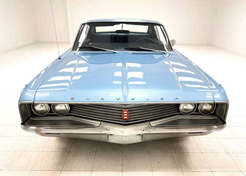 Chrysler-Newport-1968-Sky-Blue-Metallic-Light-Blue-10