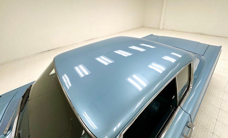 Chrysler-Newport-1968-Sky-Blue-Metallic-Light-Blue-14
