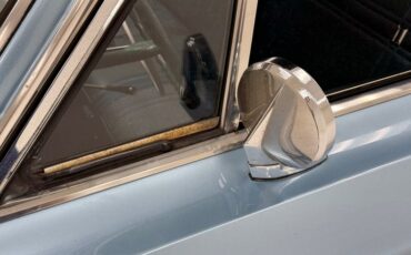 Chrysler-Newport-1968-Sky-Blue-Metallic-Light-Blue-15