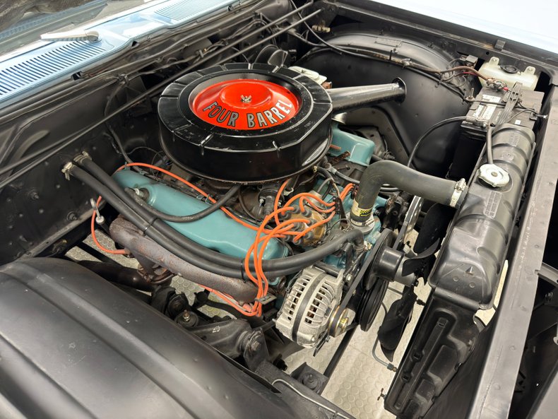 Chrysler-Newport-1968-Sky-Blue-Metallic-Light-Blue-29