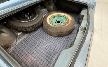 Chrysler-Newport-1968-Sky-Blue-Metallic-Light-Blue-33