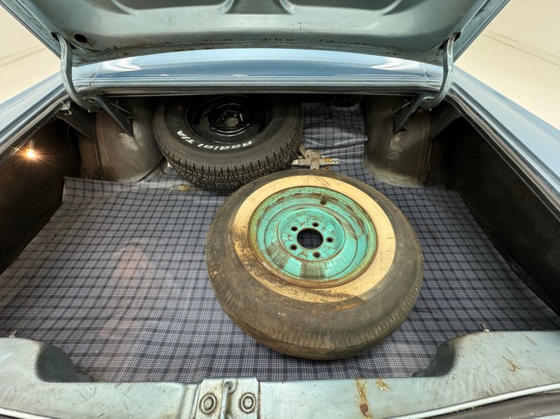 Chrysler-Newport-1968-Sky-Blue-Metallic-Light-Blue-34