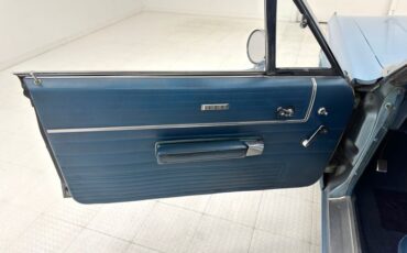 Chrysler-Newport-1968-Sky-Blue-Metallic-Light-Blue-36