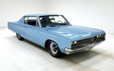 Chrysler-Newport-1968-Sky-Blue-Metallic-Light-Blue-9