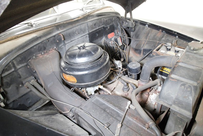 Chrysler-Royal-1950-Black-Tan-19