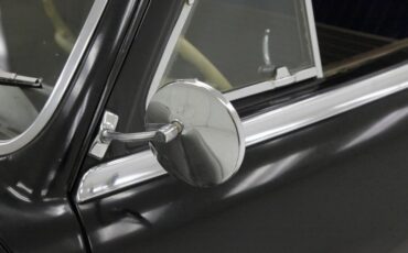 Chrysler-Royal-1950-Black-Tan-25