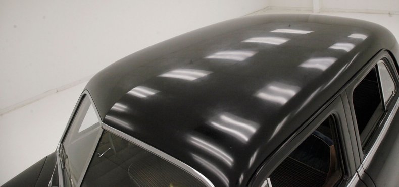 Chrysler-Royal-1950-Black-Tan-28