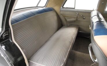 Chrysler-Royal-1950-Black-Tan-38