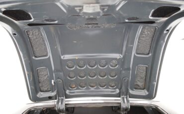 Chrysler-Royal-1950-Black-Tan-41