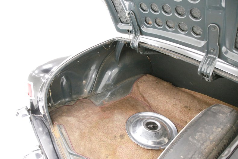 Chrysler-Royal-1950-Black-Tan-44