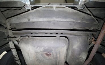 Chrysler-Royal-1950-Black-Tan-48