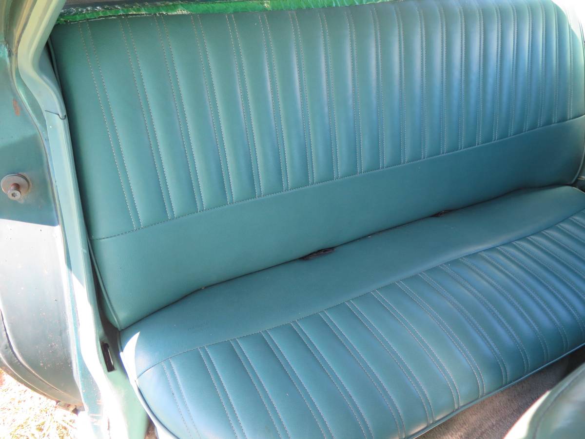 Chrysler-lebaron-1979-green-13