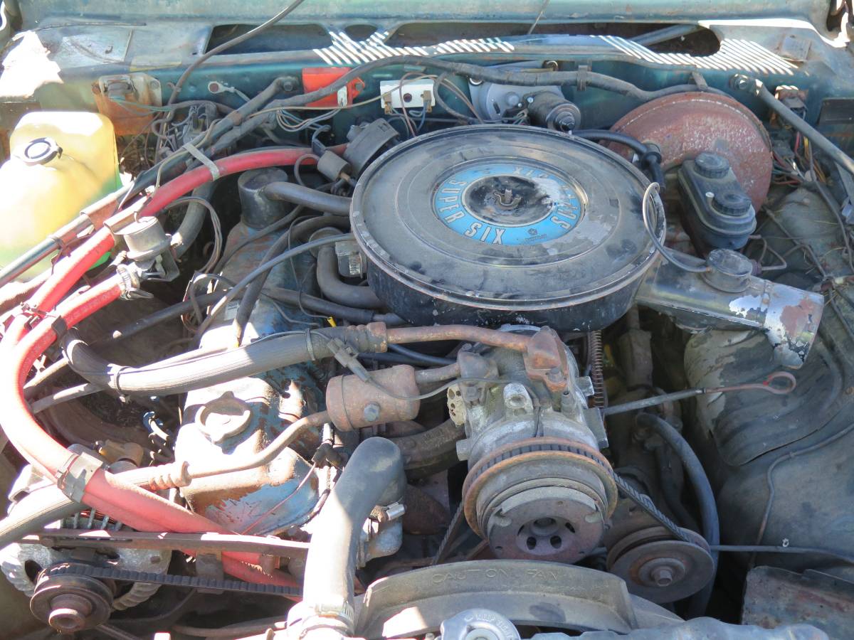 Chrysler-lebaron-1979-green-17