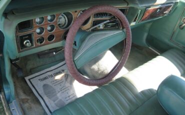 Chrysler-lebaron-1979-green-23