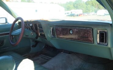 Chrysler-lebaron-1979-green-4