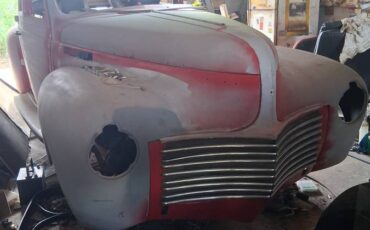 Chrysler-royal-1940-red-1