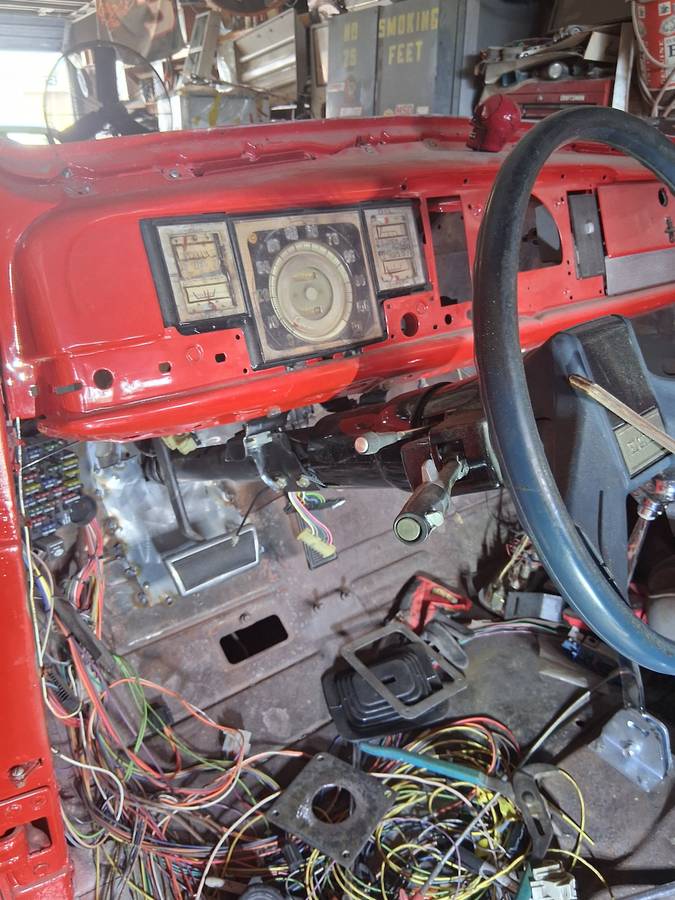 Chrysler-royal-1940-red-10