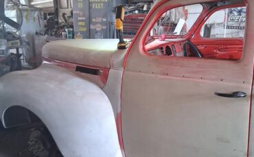 Chrysler-royal-1940-red-5