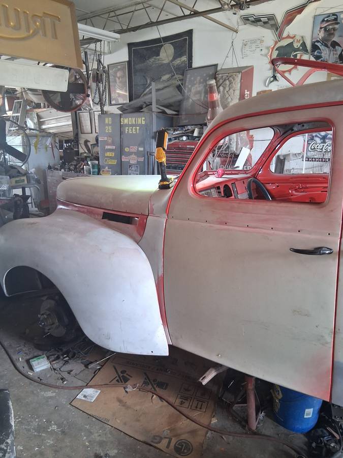 Chrysler-royal-1940-red-5