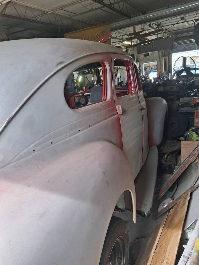 Chrysler-royal-1940-red-6