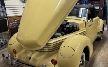 Cord-810-1966-White-Brown-1