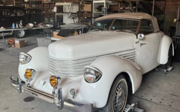 Cord-810-1966-White-Brown-2