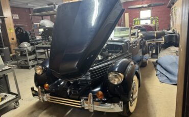 Cord-810-1966-White-Brown-3