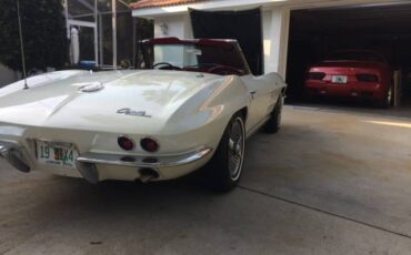 Corvette-stingray-1964-white-7