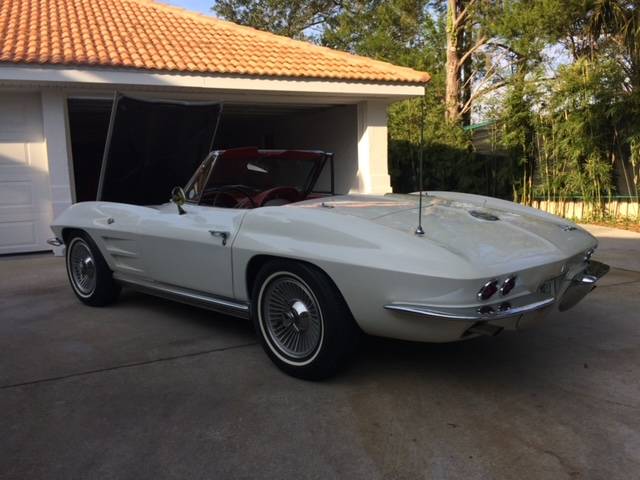 Corvette-stingray-1964-white-8