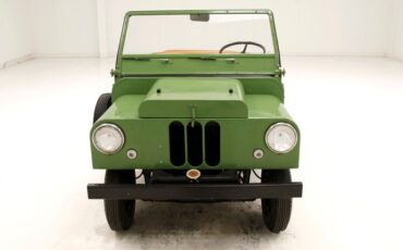 Crosley-Farm-o-road-1952-Green-Camel-Tan-1