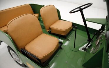 Crosley-Farm-o-road-1952-Green-Camel-Tan-12