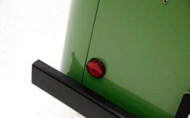 Crosley-Farm-o-road-1952-Green-Camel-Tan-29