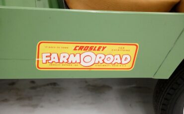 Crosley-Farm-o-road-1952-Green-Camel-Tan-30