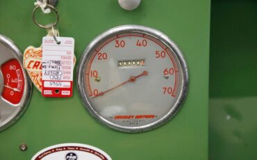 Crosley-Farm-o-road-1952-Green-Camel-Tan-38