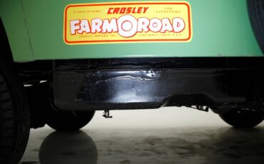 Crosley-Farm-o-road-1952-Green-Camel-Tan-5