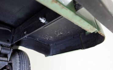 Crosley-Farm-o-road-1952-Green-Camel-Tan-7