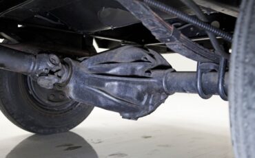 Crosley-Farm-o-road-1952-Green-Camel-Tan-9