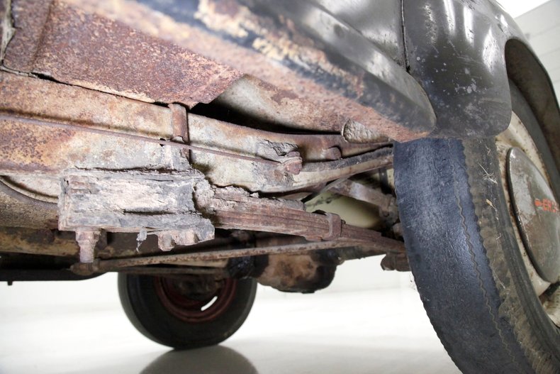 Crosley-Other-1942-Black-Oxblood-4