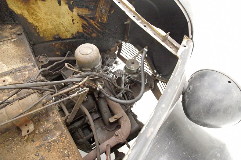 Crosley-Other-1942-Black-Oxblood-47