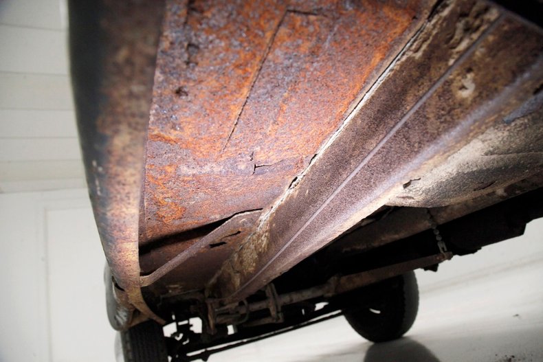 Crosley-Other-1942-Black-Oxblood-5