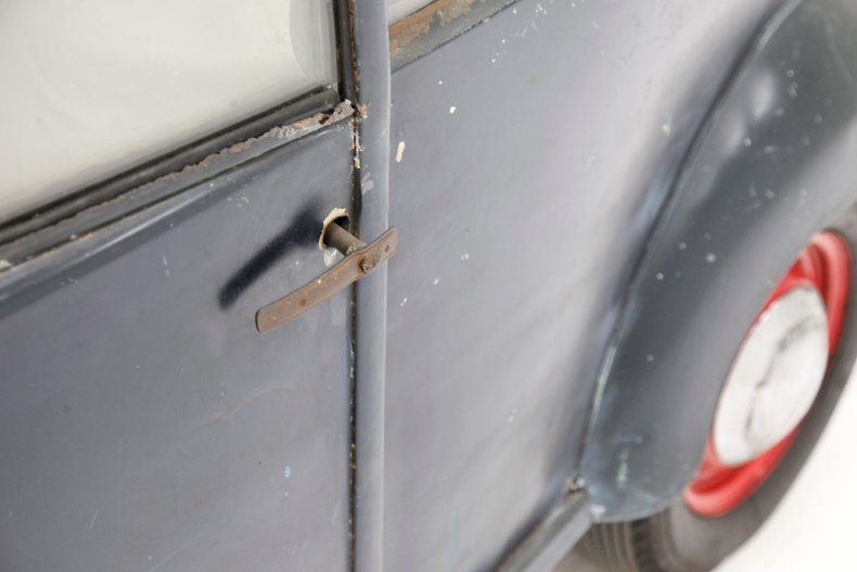 Crosley-Other-1942-Satin-Black-Oxblood-10