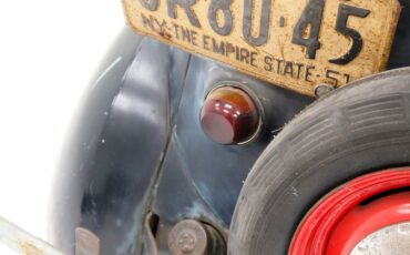 Crosley-Other-1942-Satin-Black-Oxblood-2